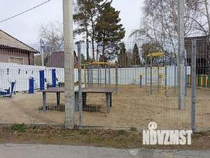 Дом 40м&sup2;, 2-этажный, участок 6 сот.  