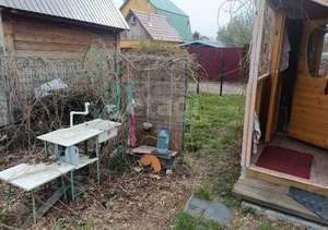 Дом 10м², 2-этажный, участок 4 сот.  