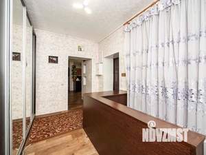 Дом 350м&sup2;, 3-этажный, участок 3 сот.  