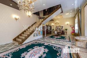 Коттедж 470м², 3-этажный, участок 5 сот.  