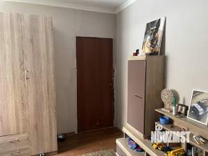 Дом 180м&sup2;, 2-этажный, участок 4 сот.  