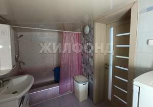 Дом 63м&sup2;, 2-этажный, участок 3 сот.  