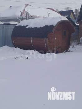 Дом 30м&sup2;, 2-этажный, участок 6 сот.  