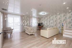 Коттедж 213м², 3-этажный, участок 5 сот.  