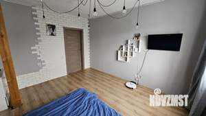 Дом 180м&sup2;, 2-этажный, участок 4 сот.  