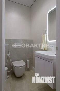 Дом 400м², 3-этажный, участок 10 сот.  