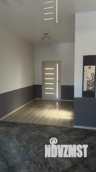 Коттедж 220м&sup2;, 2-этажный, участок 7 сот.  