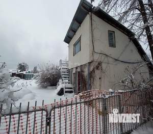 Дом 30м&sup2;, 2-этажный, участок 4 сот.  