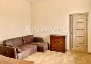 Дом 56м², 2-этажный, участок 6 сот.  