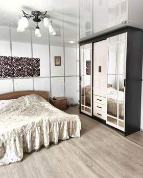 Дом 164м&sup2;, 3-этажный, участок 6 сот.  