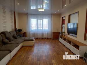 Дом 290м², 3-этажный, участок 7 сот.  