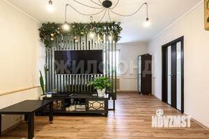 Дом 80м&sup2;, 2-этажный, участок 3 сот.  