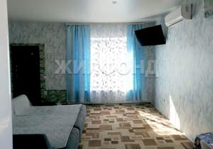 Дом 60м&sup2;, 2-этажный, участок 5 сот.  