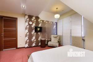 Таунхаус 307м&sup2;, 4-этажный, участок 1 сот.  