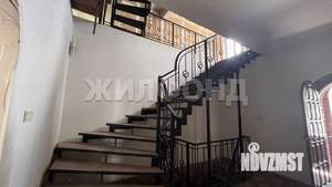 Коттедж 643м², 3-этажный, участок 13 сот.  