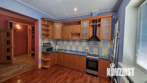 Коттедж 315м&sup2;, 2-этажный, участок 12 сот.  