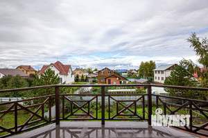 Дом 569м&sup2;, 2-этажный, участок 10 сот.  