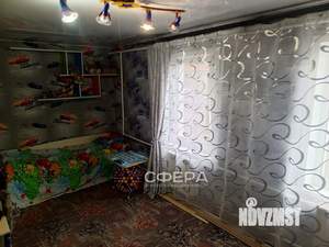 Дом 100м&sup2;, 2-этажный, участок 5 сот.  