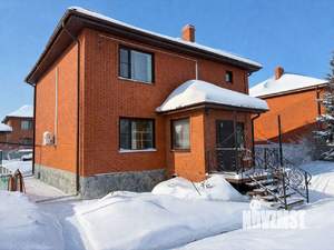 Дом 240м&sup2;, 3-этажный, участок 8 сот.  