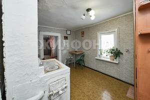 Дом 60м&sup2;, 2-этажный, участок 5 сот.  