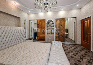 Дом 443м&sup2;, 2-этажный, участок 14 сот.  