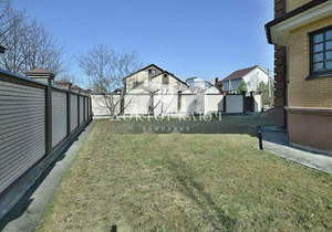 Дом 416м&sup2;, 2-этажный, участок 18 сот.  