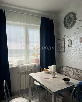 Дом 230м², 3-этажный, участок 6 сот.  