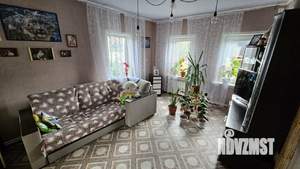 Дом 180м&sup2;, 2-этажный, участок 4 сот.  