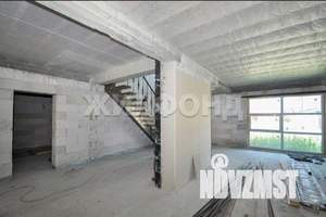 Коттедж 220м², 2-этажный, участок 6 сот.  