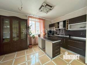 Коттедж 292м², 3-этажный, участок 13 сот.  
