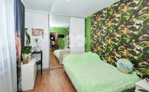 Дом 270м&sup2;, 3-этажный, участок 10 сот.  