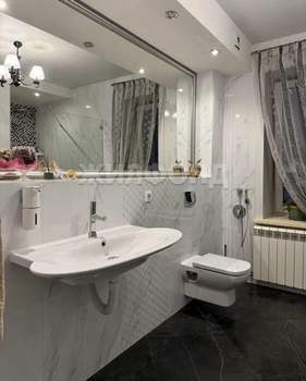 Дом 190м², 2-этажный, участок 6 сот.  