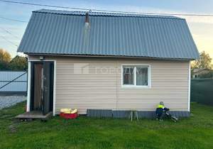 Дом 42м&sup2;, 2-этажный, участок 7 сот.  