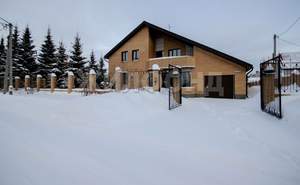 Дом 250м², 2-этажный, участок 9 сот.  