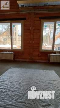 Коттедж 205м², 2-этажный, участок 10 сот.  