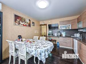 Дом 230м², 2-этажный, участок 5 сот.  