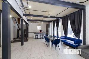 Коттедж 230м², 2-этажный, участок 6 сот.  