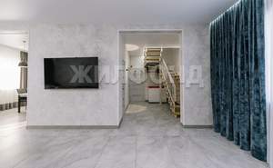 Дом 220м&sup2;, 2-этажный, участок 2 сот.  