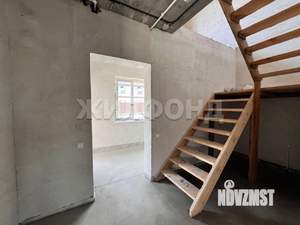 Коттедж 132м², 2-этажный, участок 6 сот.  