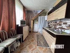 Дом 50м², 2-этажный, участок 6 сот.  