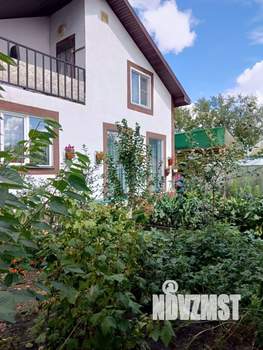 Дом 184м&sup2;, 2-этажный, участок 6 сот.  