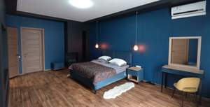 Дом 660м&sup2;, 3-этажный, участок 8 сот.  