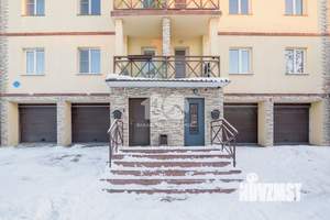 Таунхаус 180м&sup2;, 3-этажный, участок 3 сот.  