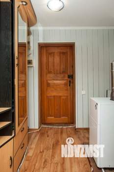 Дом 107м&sup2;, 2-этажный, участок 9 сот.  