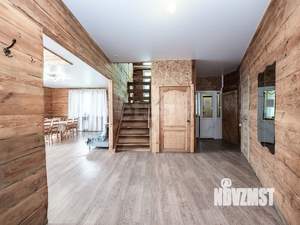 Дом 411м&sup2;, 2-этажный, участок 9 сот.  