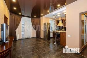 Коттедж 233м&sup2;, 3-этажный, участок 7 сот.  