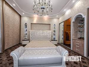 Дом 443м², 2-этажный, участок 6 сот.  