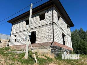 Дом 214м², 3-этажный, участок 8 сот.  