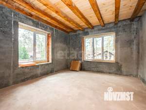 Дом 750м², 3-этажный, участок 16 сот.  