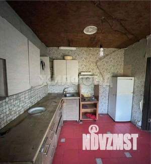 Дом 100м&sup2;, 2-этажный, участок 7 сот.  